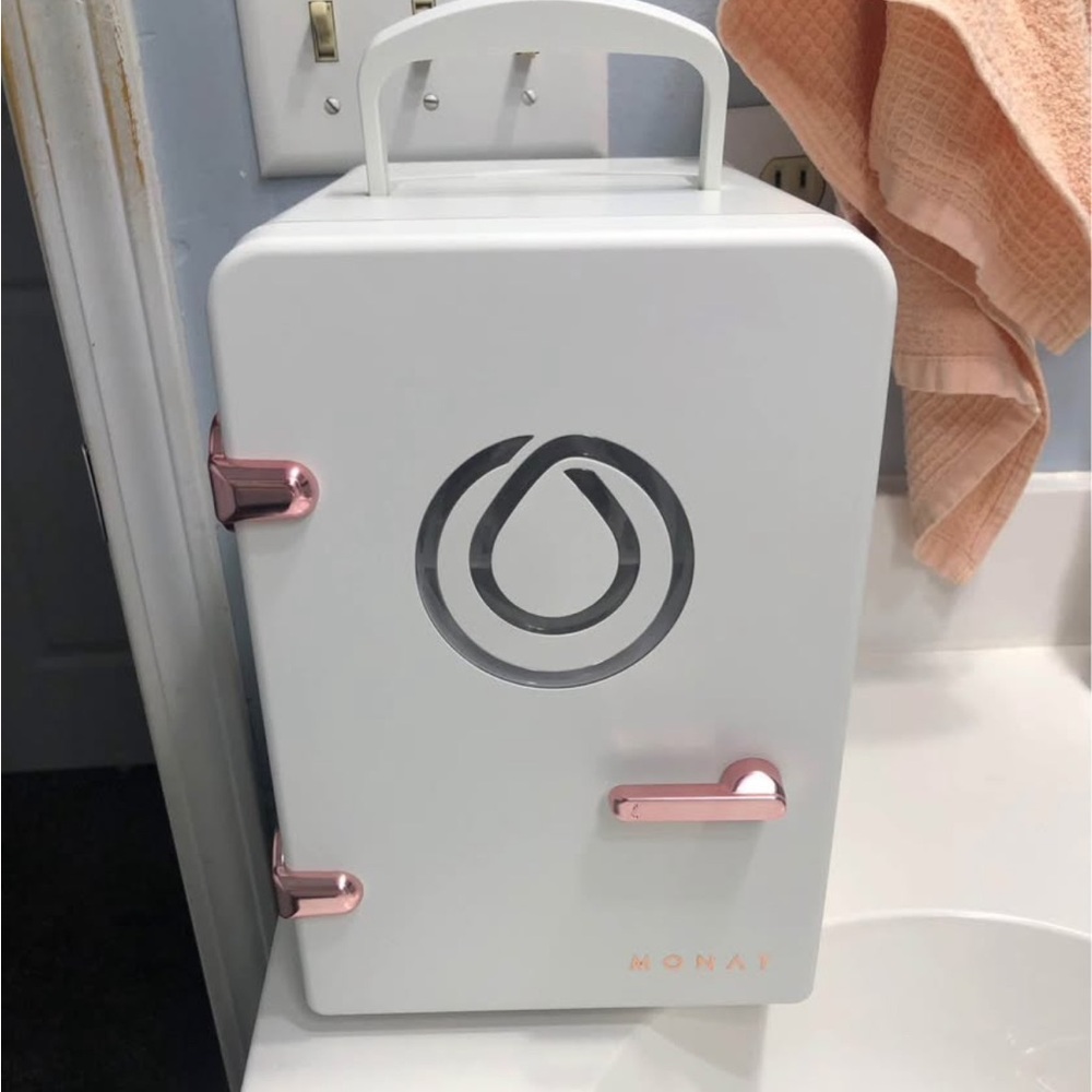 MONAT Makeup Fridge
